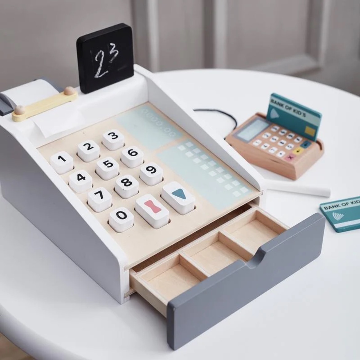Spielzeugkasse von Kids Concept
